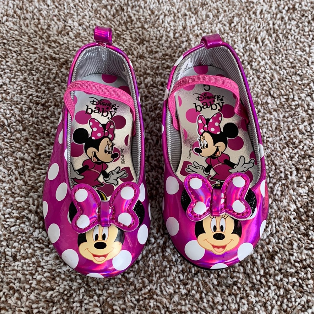 Minnie Mouse flats
